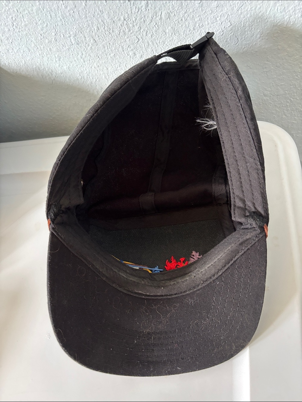 Etsy || One of a Kind Hand Embroidered Floral 5 Panel Hat - Picture 5 of 5
